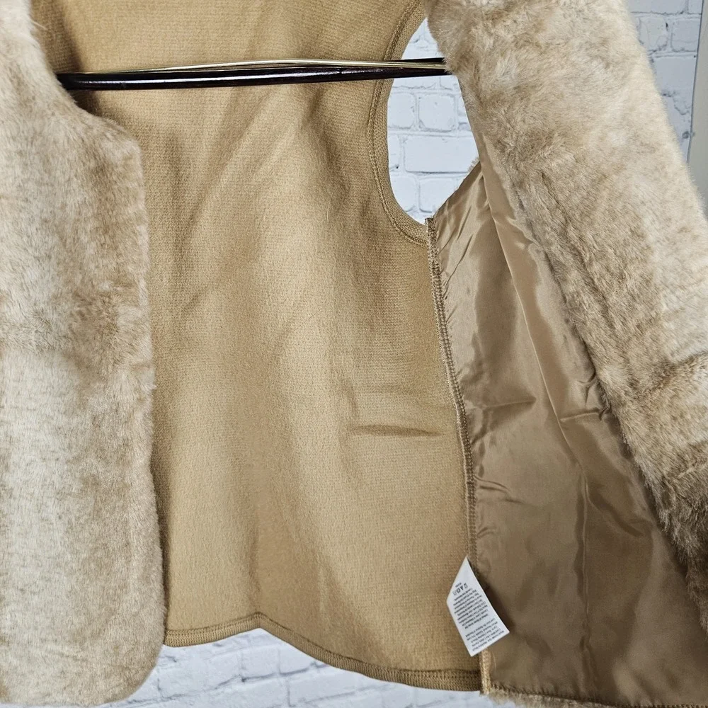 Wonder Nation Girls Faux Fur Vest Tan Size‎ L 10-12 Soft Sherpa Style